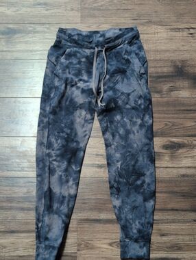 Lululemon Joggers